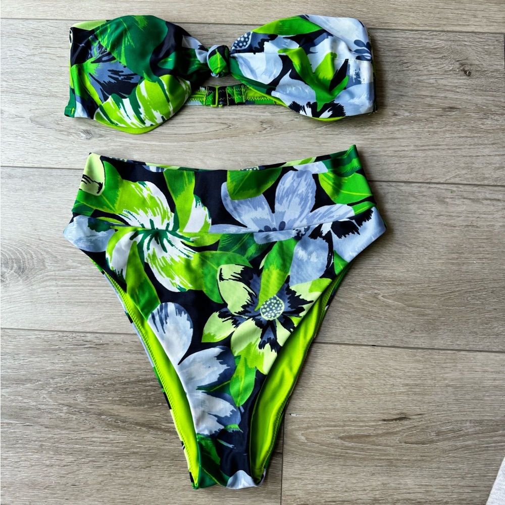 Aerie three-piece swimsuit set